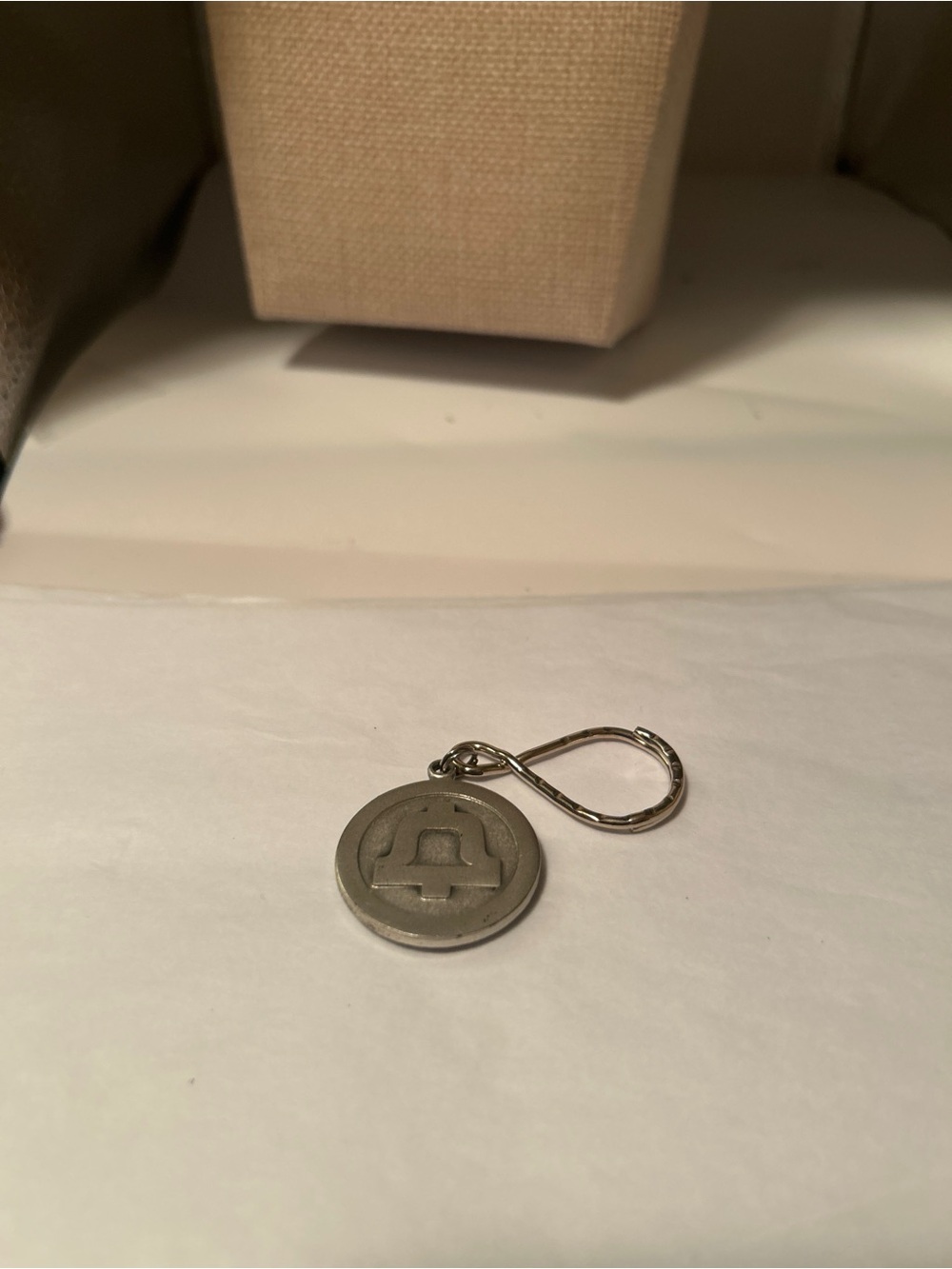 Bell telephone logo retro keychain vintage silver tone collectable Americana